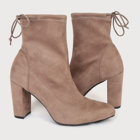 BAMBOO CHUNKY HEEL POINTED TOE WOMEN"S BOOTIE - Picture 15 of 15